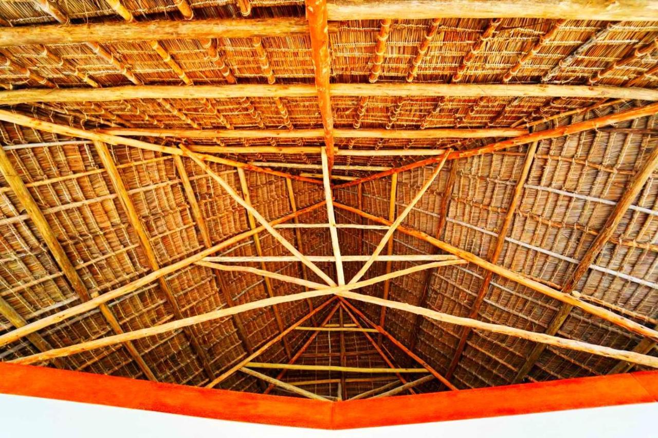 Almas Beach Boutique Hotel Makunduchi Ngoại thất bức ảnh