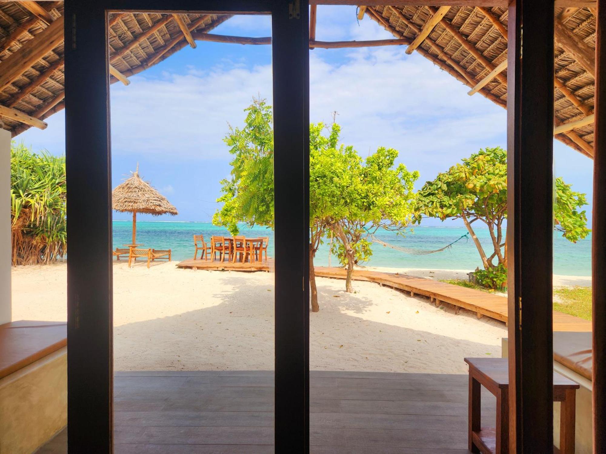 Almas Beach Boutique Hotel Makunduchi Ngoại thất bức ảnh