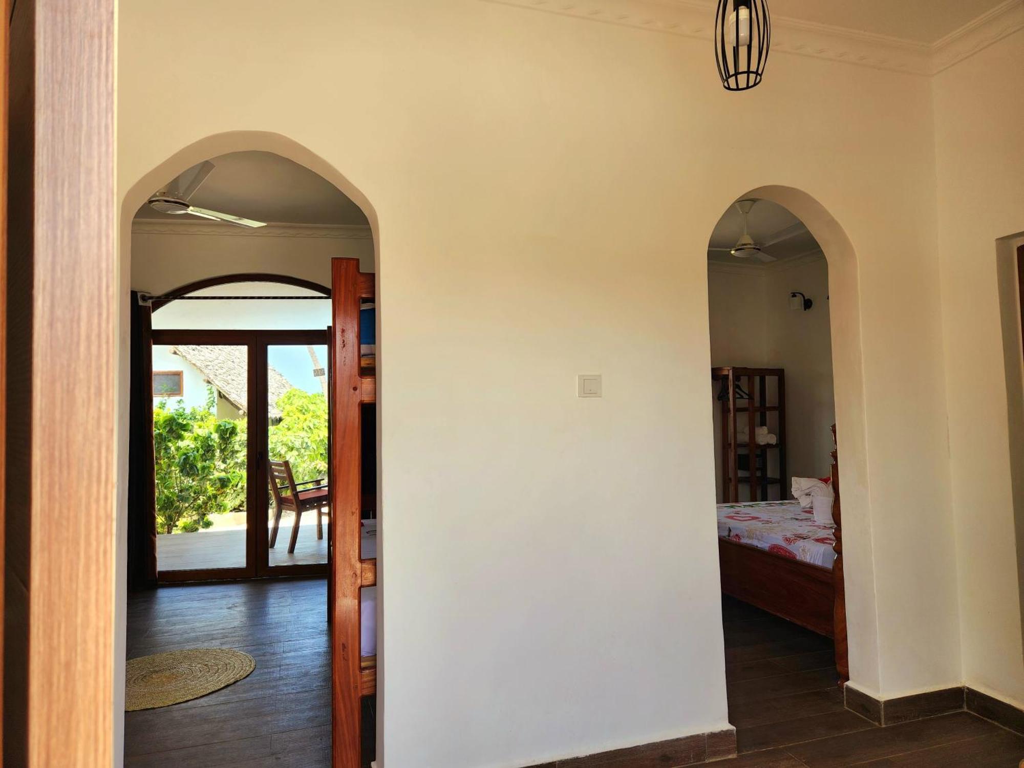 Almas Beach Boutique Hotel Makunduchi Ngoại thất bức ảnh