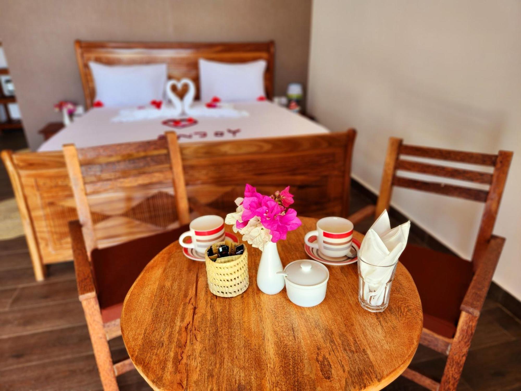 Almas Beach Boutique Hotel Makunduchi Ngoại thất bức ảnh