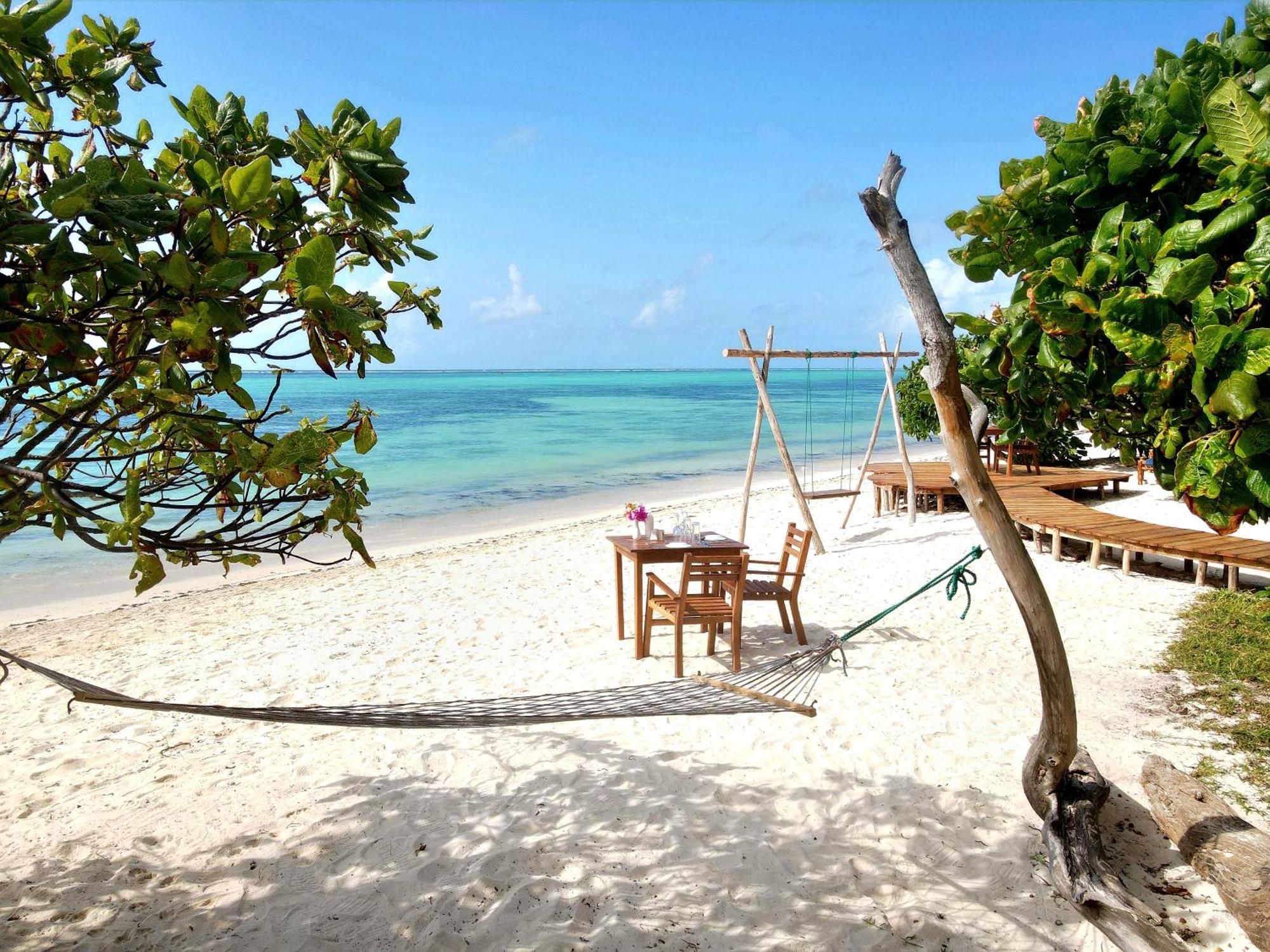 Almas Beach Boutique Hotel Makunduchi Ngoại thất bức ảnh