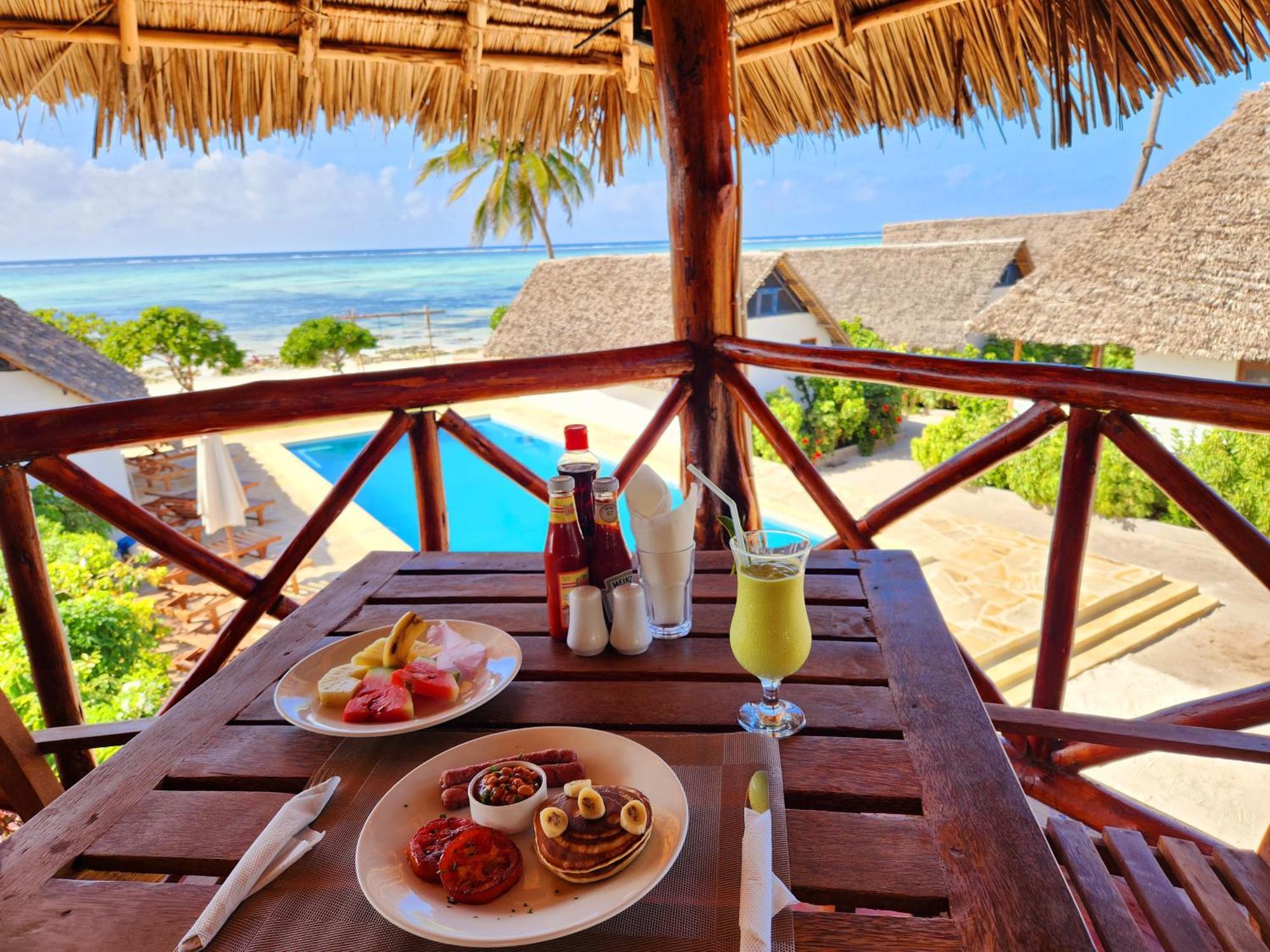 Almas Beach Boutique Hotel Makunduchi Ngoại thất bức ảnh